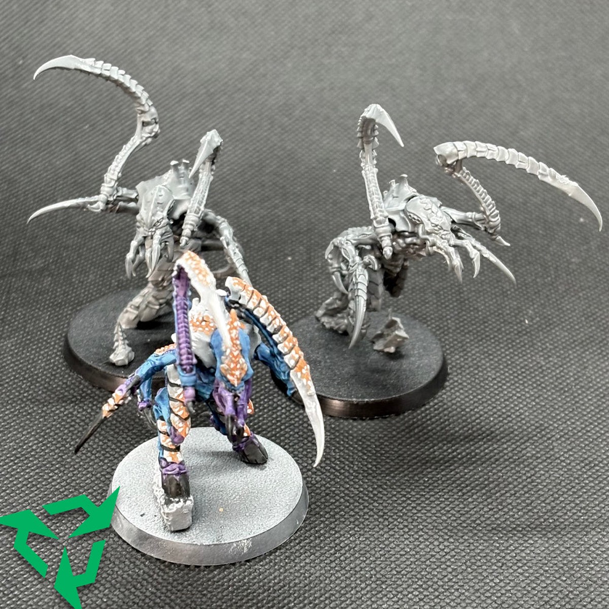 Preloved Tyranids Von Ryan's Leapers - Part Painted